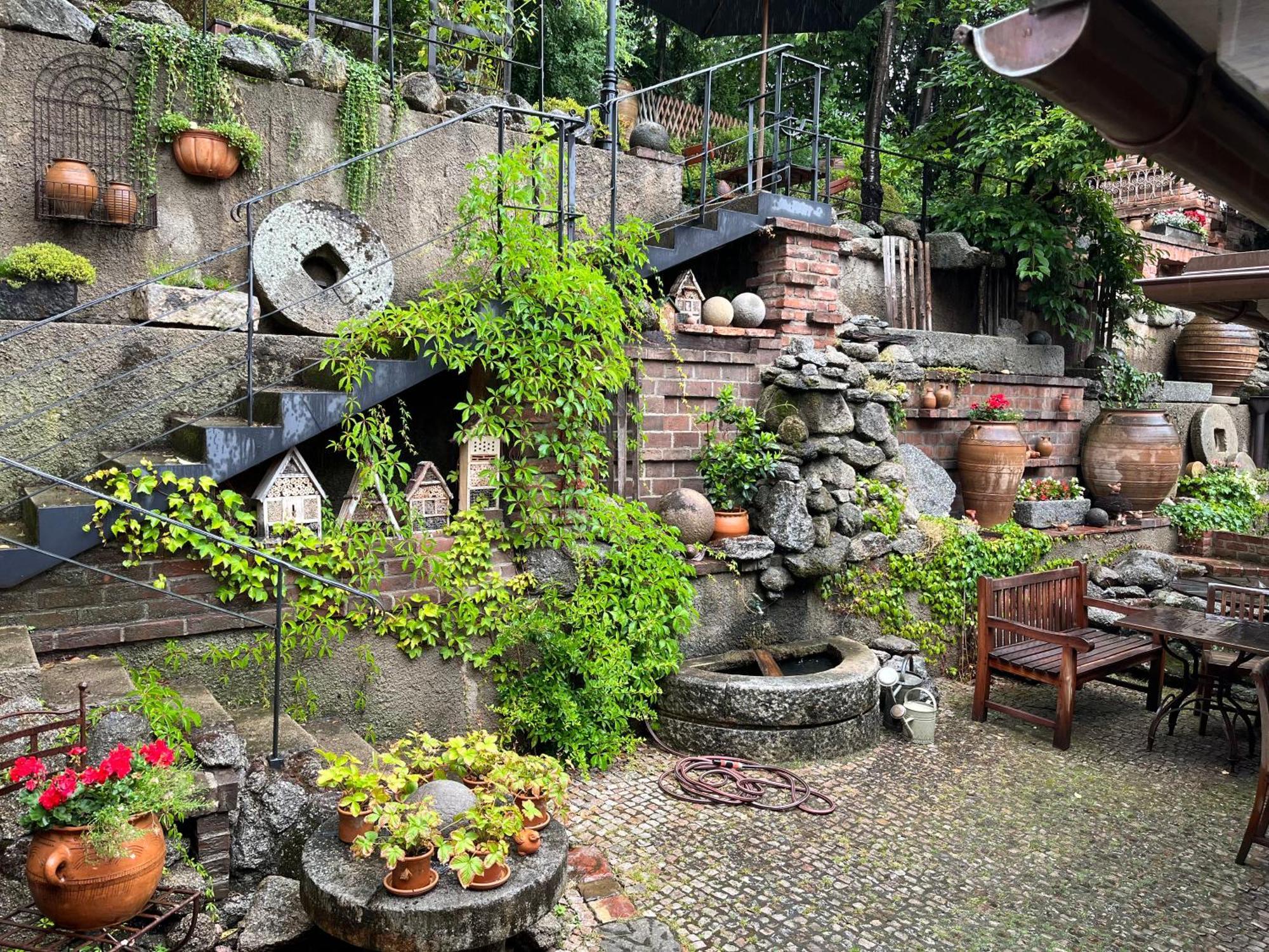 Romantik Hotel U Raka Prague Luaran gambar