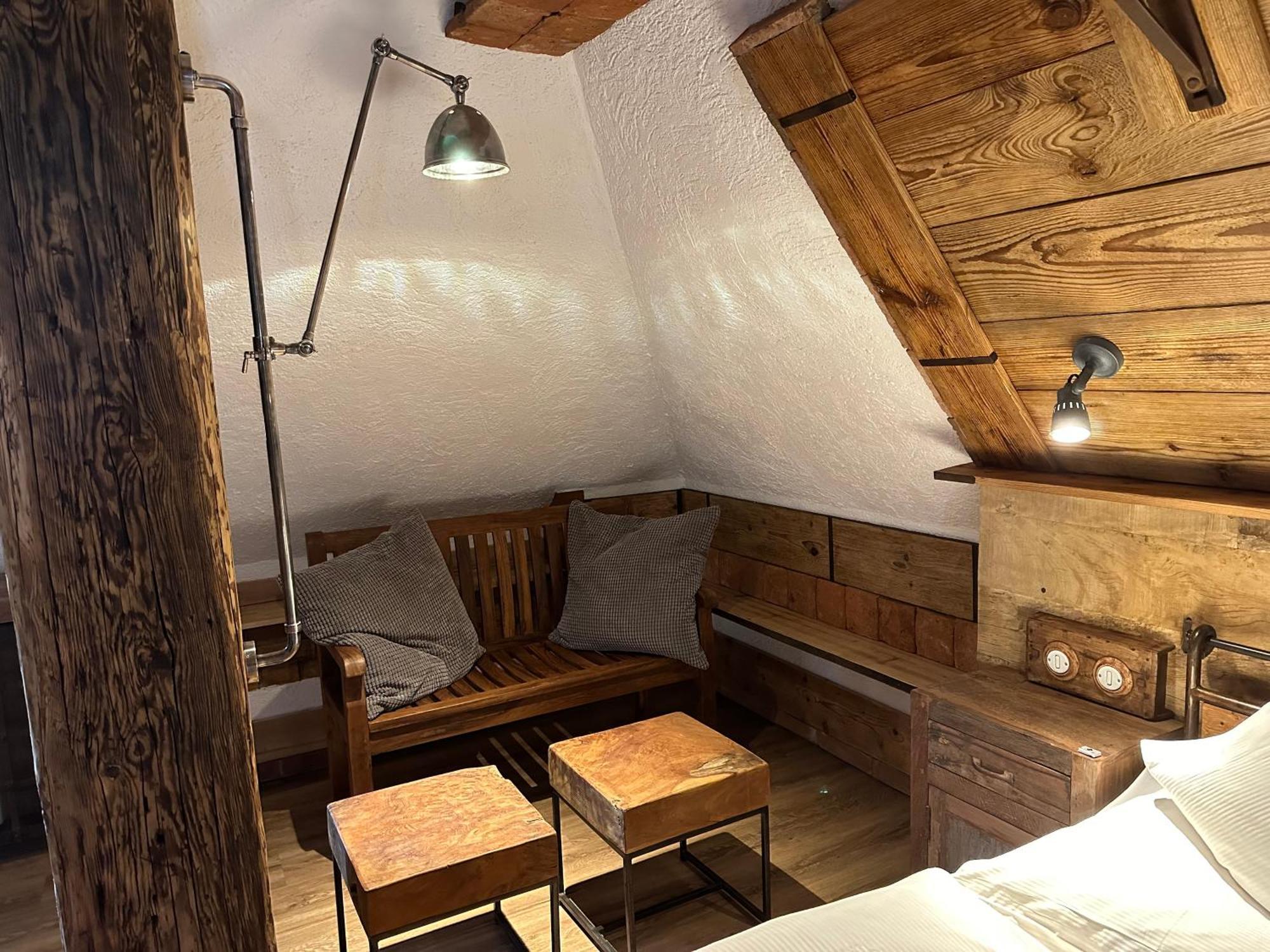 Romantik Hotel U Raka Prague Luaran gambar