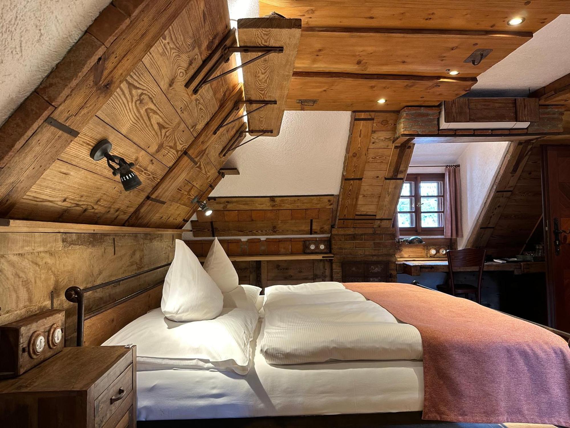 Romantik Hotel U Raka Prague Luaran gambar