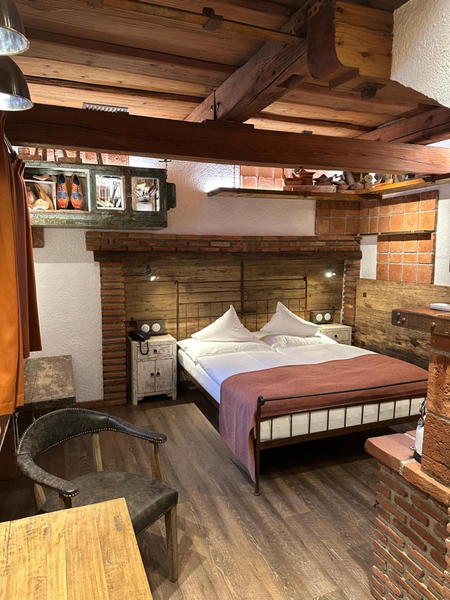 Romantik Hotel U Raka Prague Luaran gambar